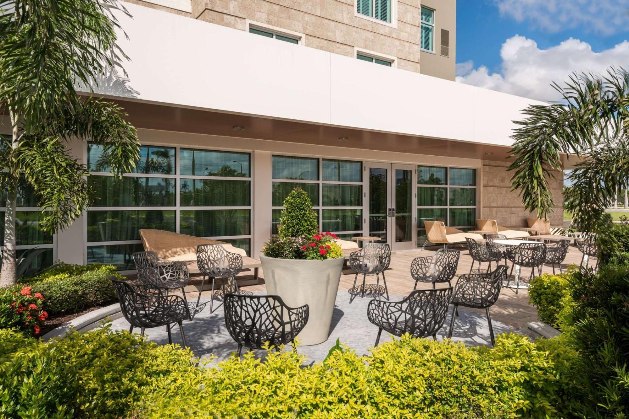 Homewood Suites By Hilton Sarasota-Lakewood Ranch The Meadows Exterior foto